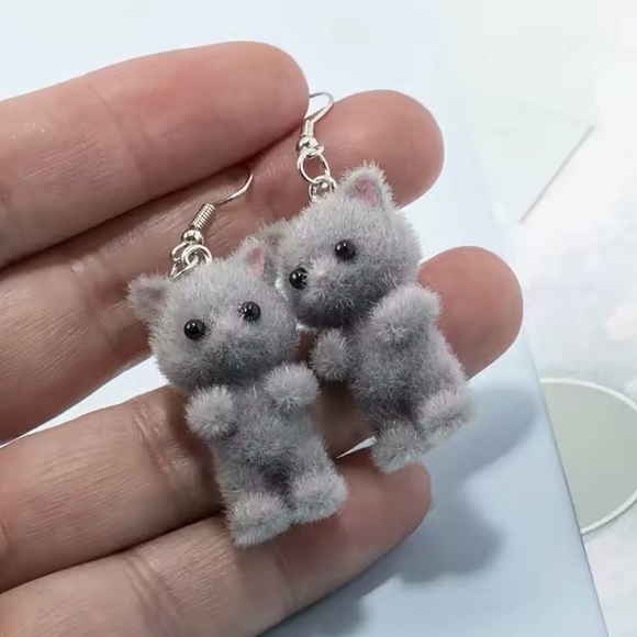 Cute Resin Flocked 3D Cat Earrings,Cartoon Animal Earrings,Holiday Party… - Picture 5 of 5